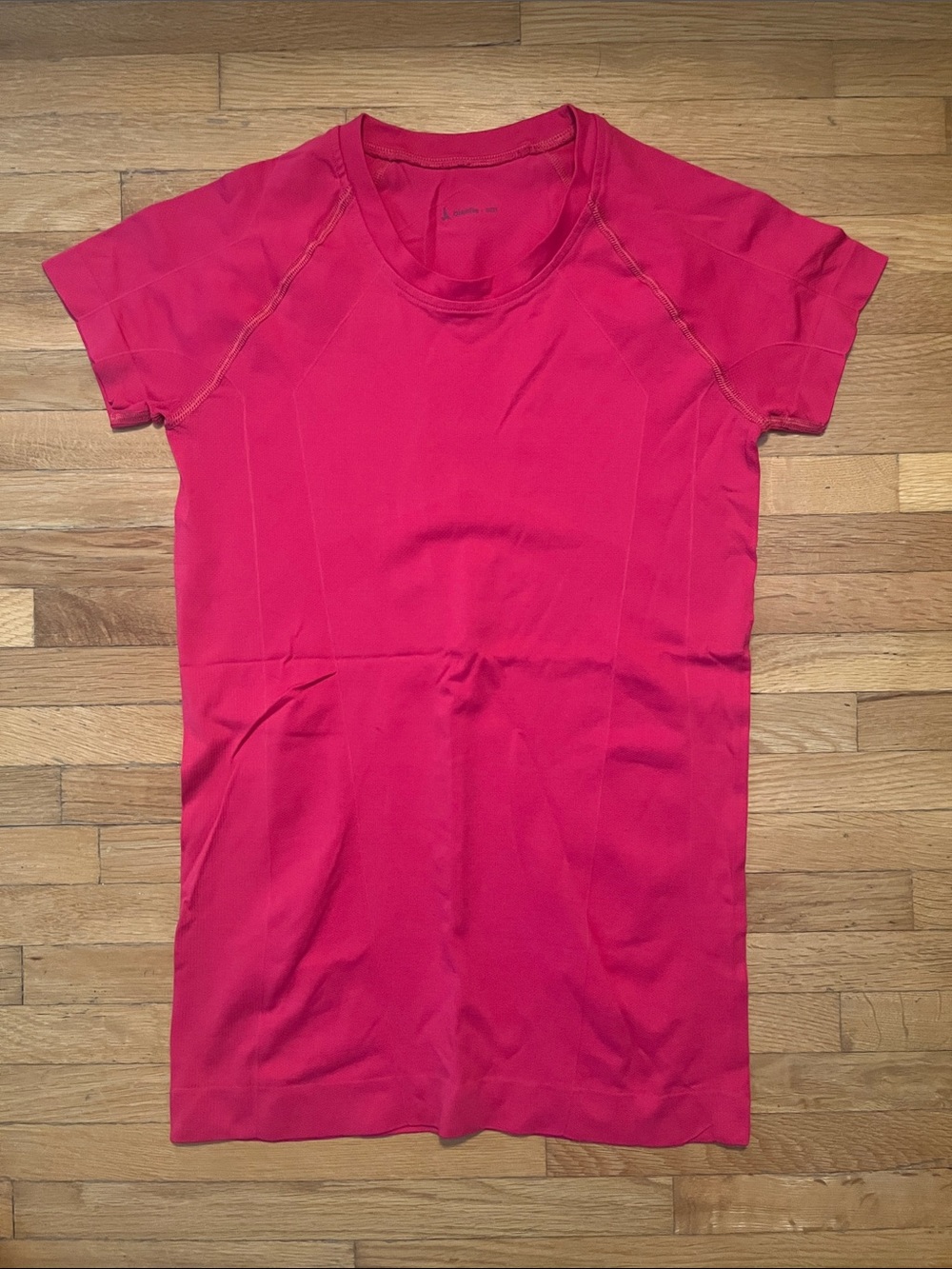 Oiselle Fitted Short-Sleeve Active Tee - Pink